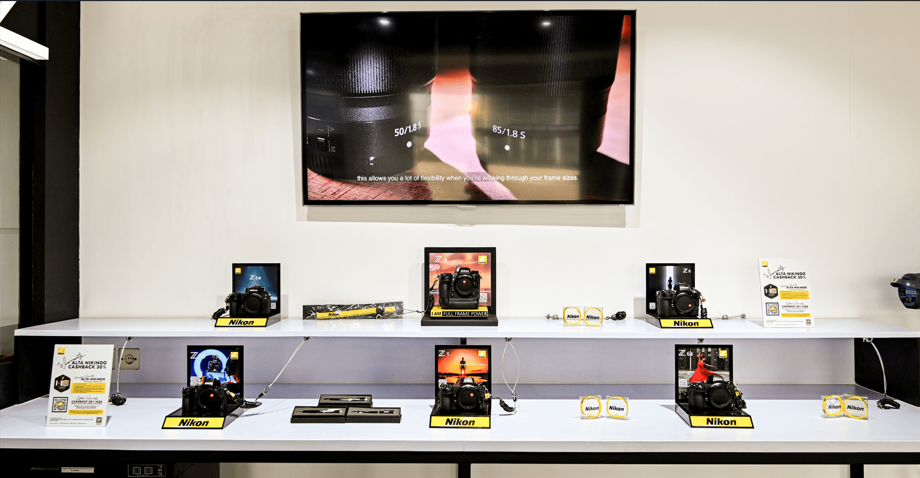 Nikon Product Display